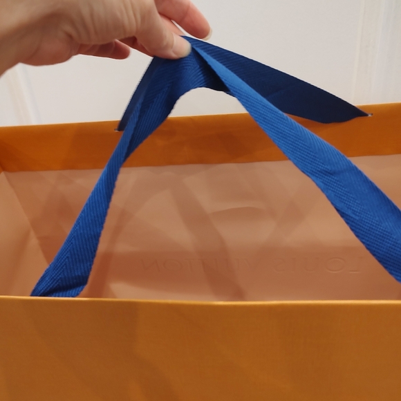 Louis Vuitton XL Shopping Gift Bag Paper Ribbon Handles Authentic Large … - Picture 2 of 10